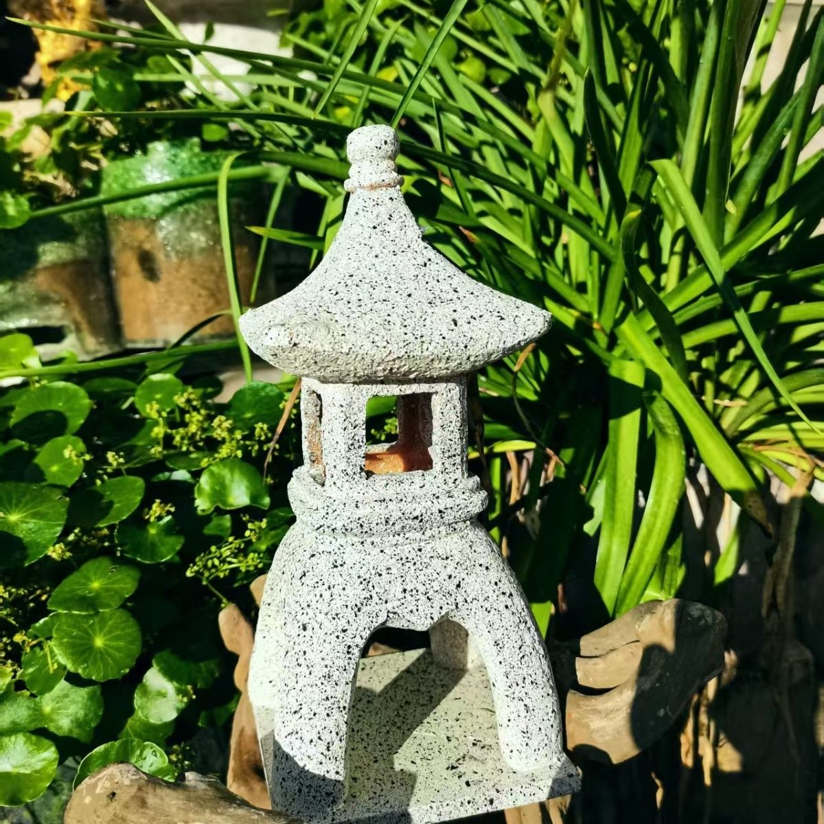 Pagoda Solar Decor Garden Ligh - огляд і ціна Outdoor Lighting Architectural